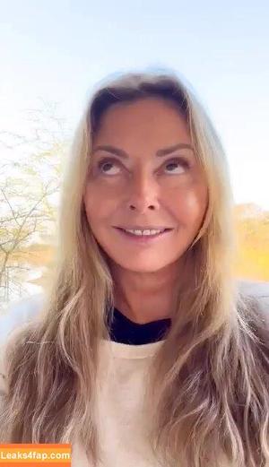 Carol Vorderman photo #1211