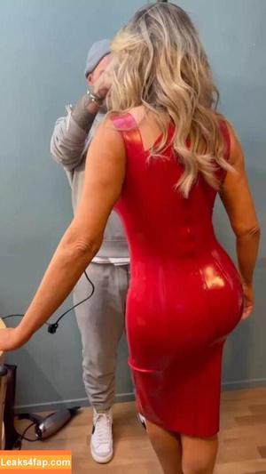 Carol Vorderman photo #1213