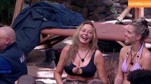 Carol Vorderman photo #1222