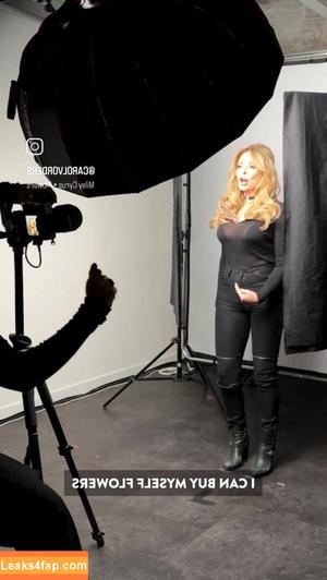 Carol Vorderman photo #1258