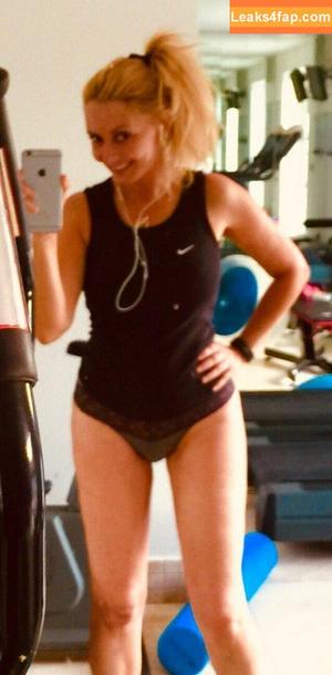 Carol Vorderman photo #1321