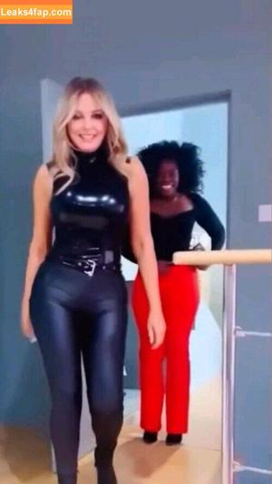 Carol Vorderman photo #1608