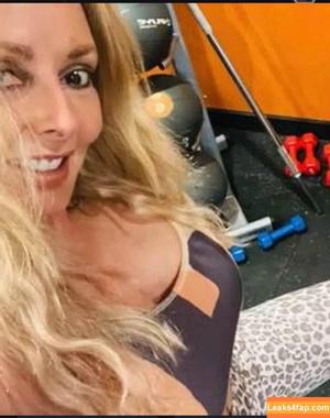 Carol Vorderman photo #1705