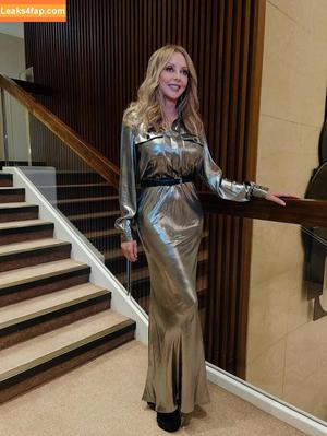 Carol Vorderman photo #1732