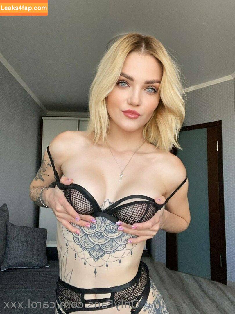 carol.xxx / carollinejane123742 leaked photo photo #0003