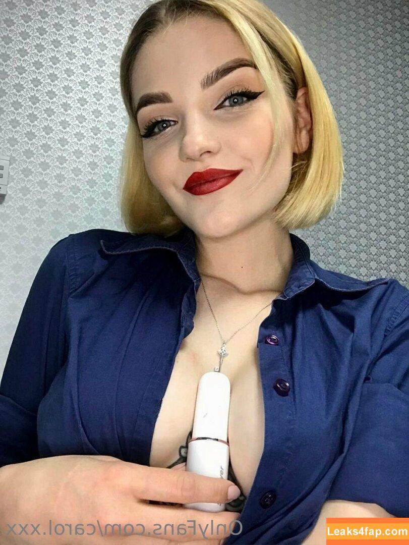 carol.xxx / carollinejane123742 leaked photo photo #0006