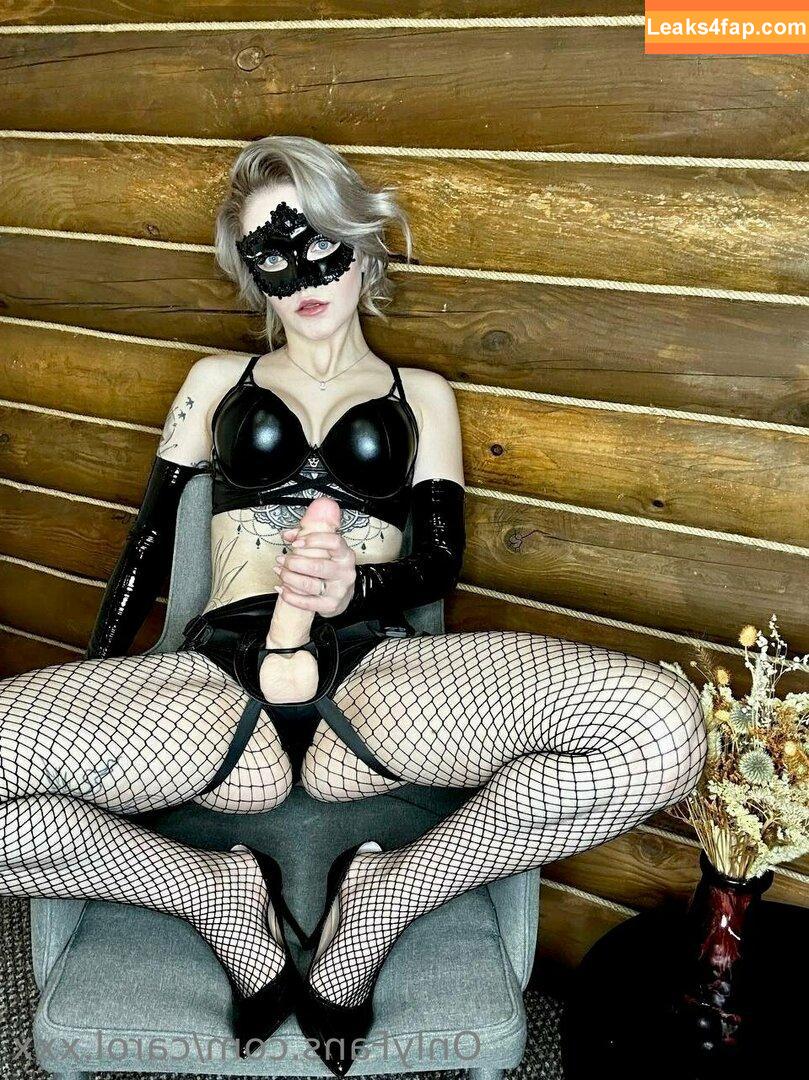 carol.xxx / carollinejane123742 leaked photo photo #0116