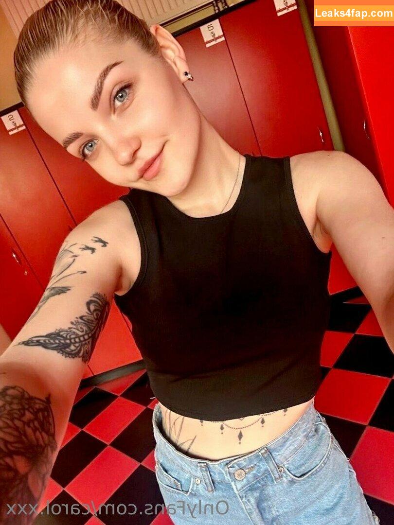 carol.xxx / carollinejane123742 leaked photo photo #0133