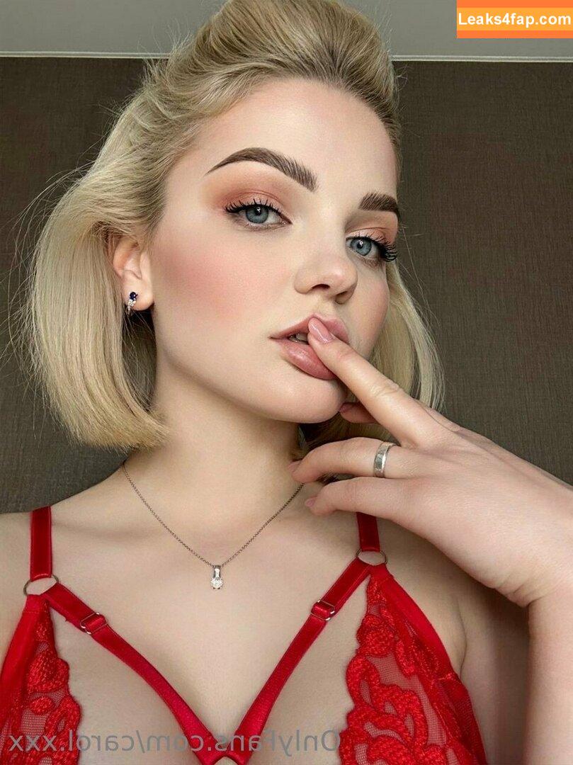 carol.xxx / carollinejane123742 leaked photo photo #0134