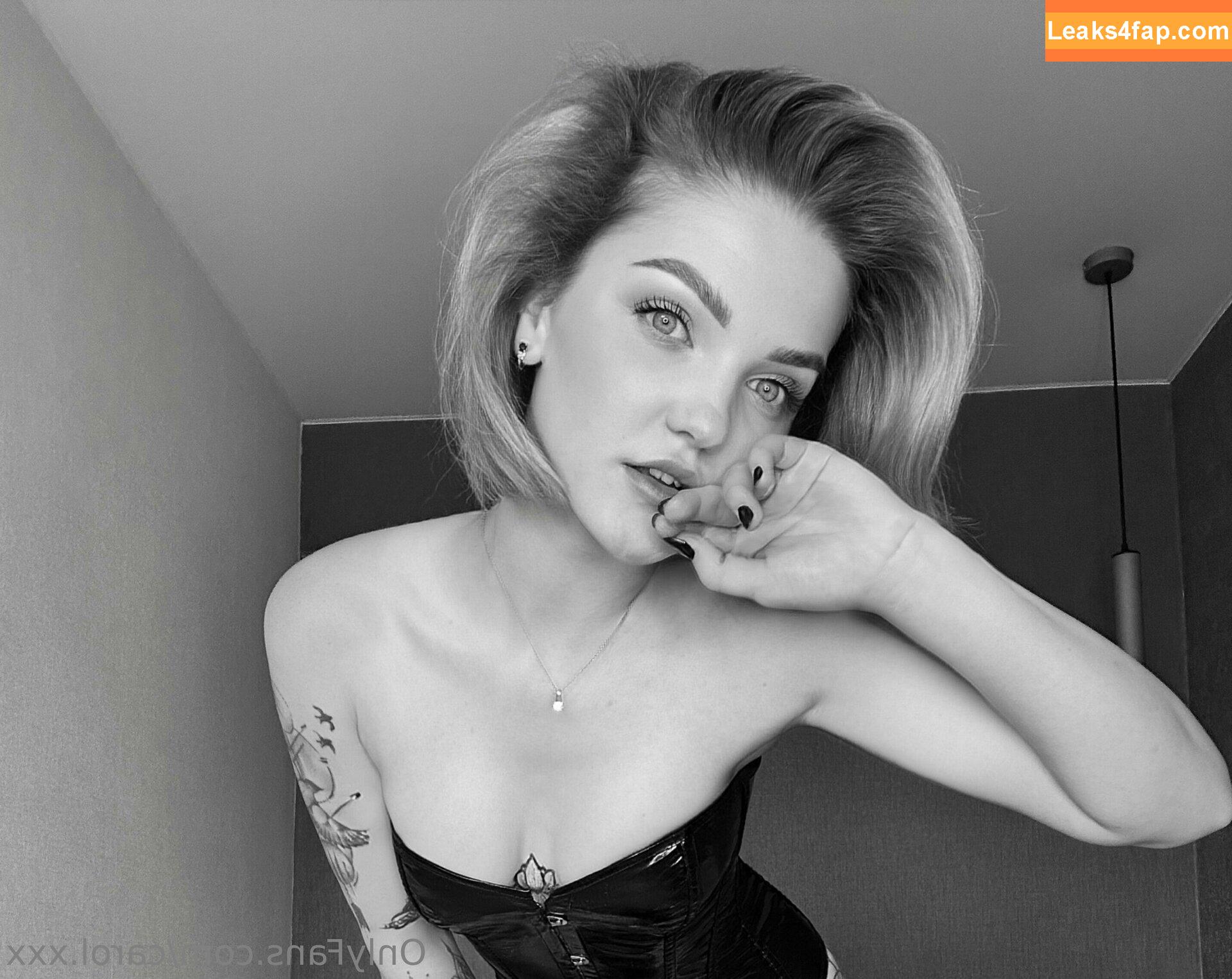 carol.xxx / carollinejane123742 leaked photo photo #0160