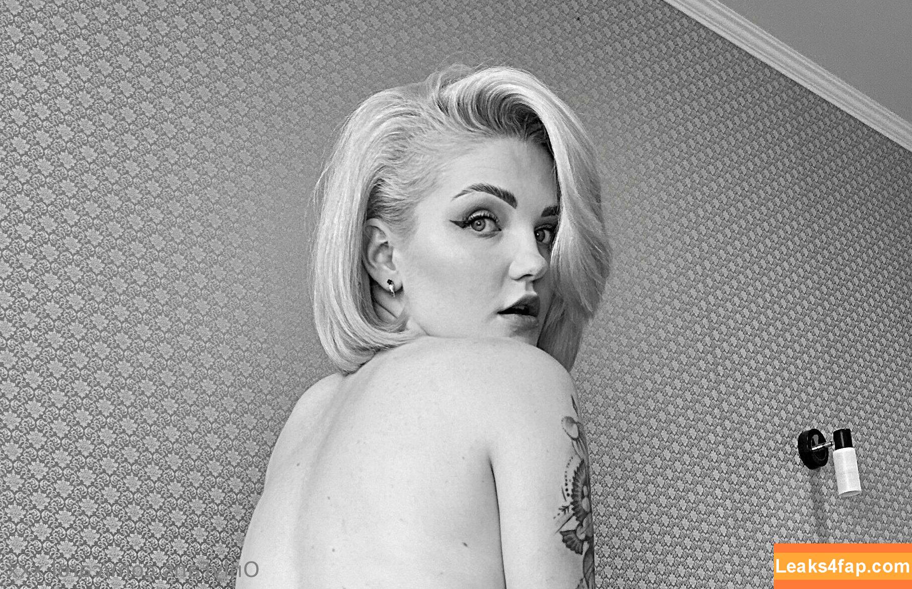 carol.xxx / carollinejane123742 leaked photo photo #0173