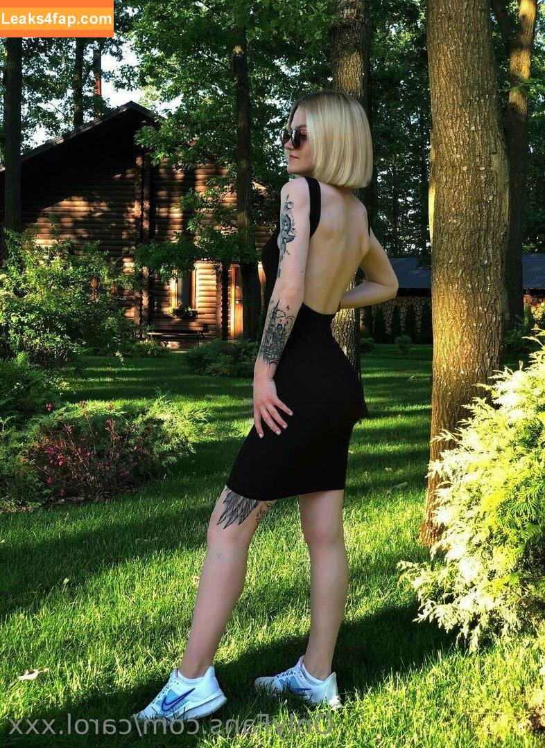 carol.xxx / carollinejane123742 leaked photo photo #0185