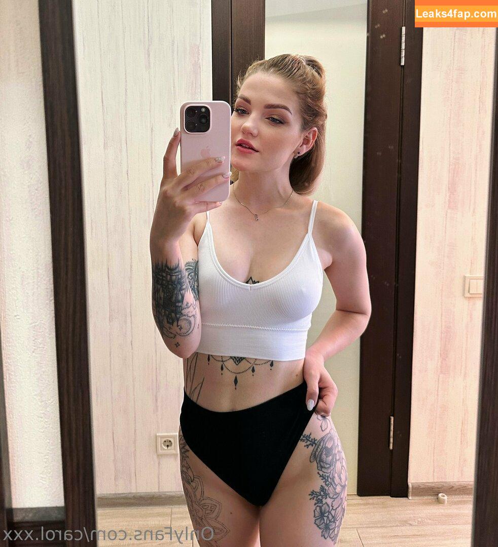 carol.xxx / carollinejane123742 leaked photo photo #0237