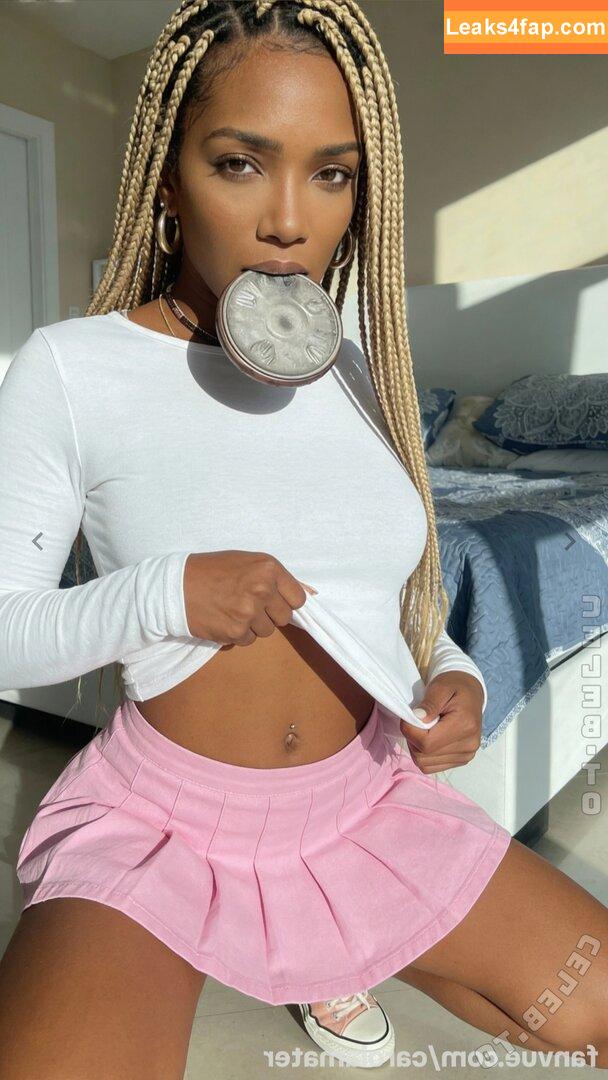 Carola Mater / https: leaked photo photo #0021