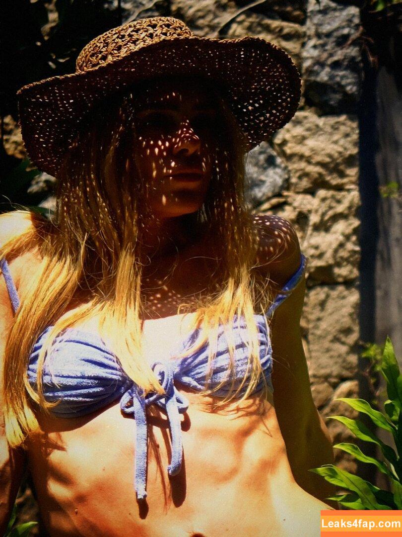 Carolina Dieckmann / loracarola leaked photo photo #0241