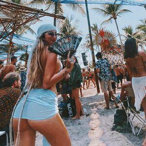 Carolina Fernandes photo #0037