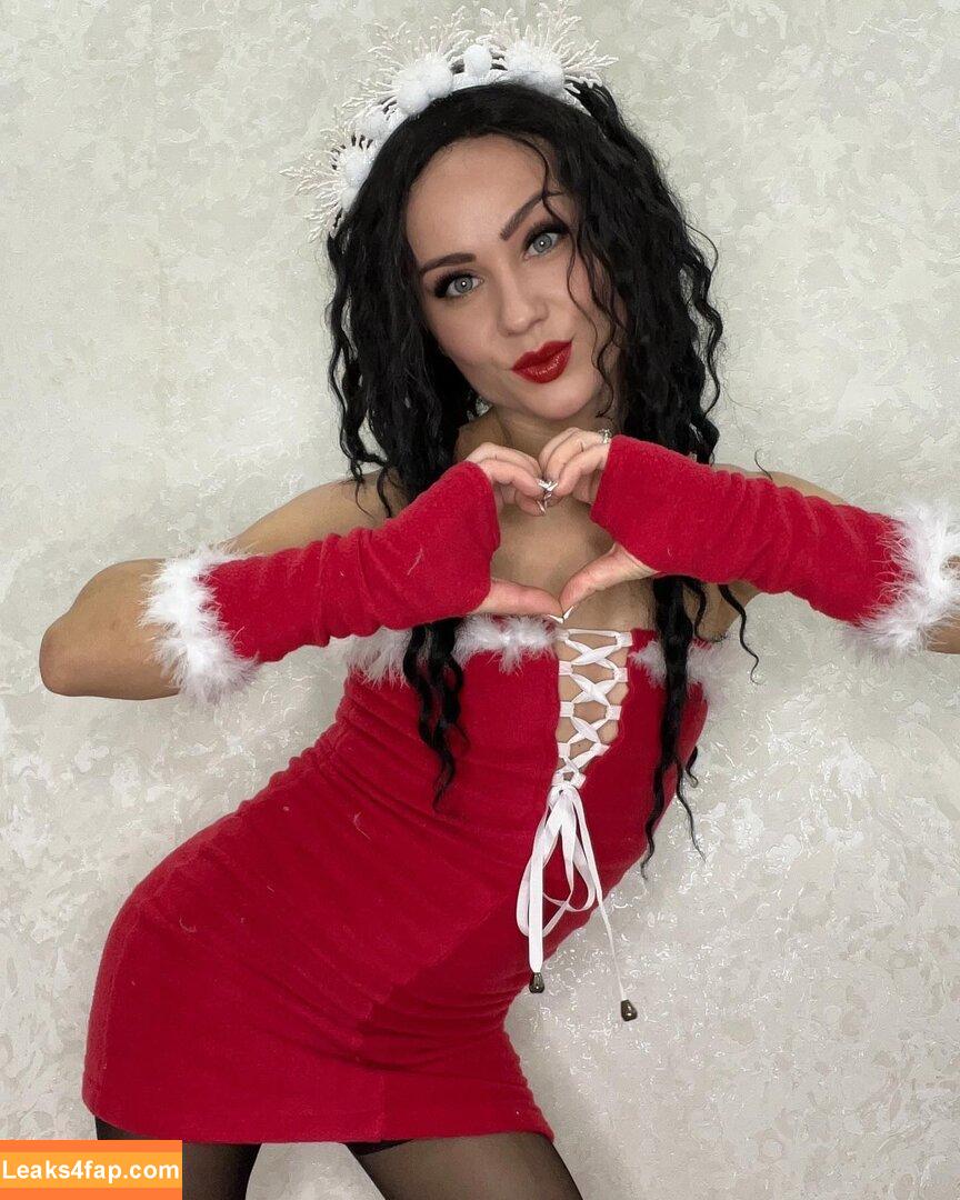 Carolina Velikaya free leaks