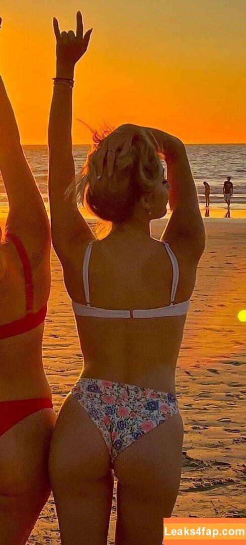 Caroline Ambrose / caroline_the_archer leaked photo photo #0001