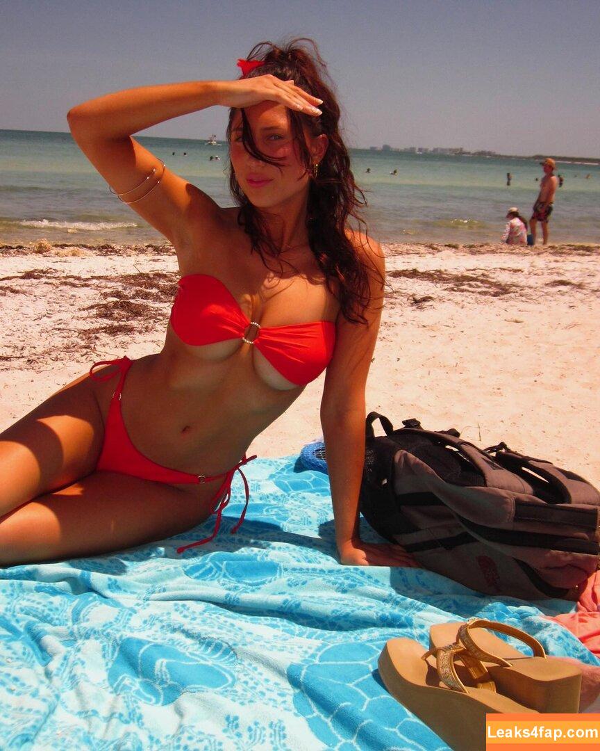 Caroline Bowers / care.eliza / carolineebowers leaked photo photo #0018