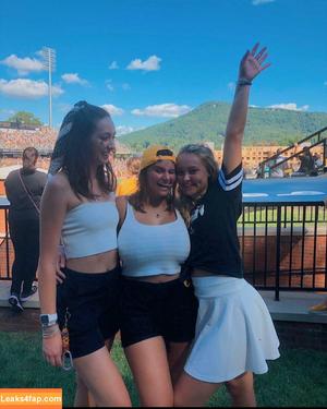 Caroline Casbon photo #0011