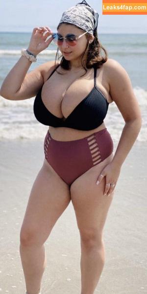 Caroline Casbon photo #0021