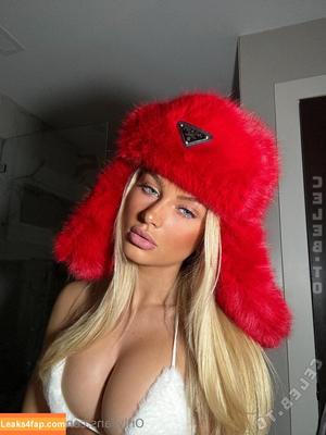 Caroline Wick photo #0043