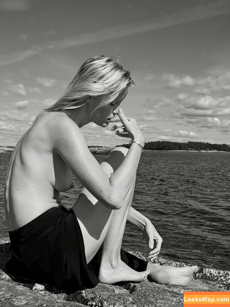 Caroline Winberg / carolinewinberg leaked photo photo #0106