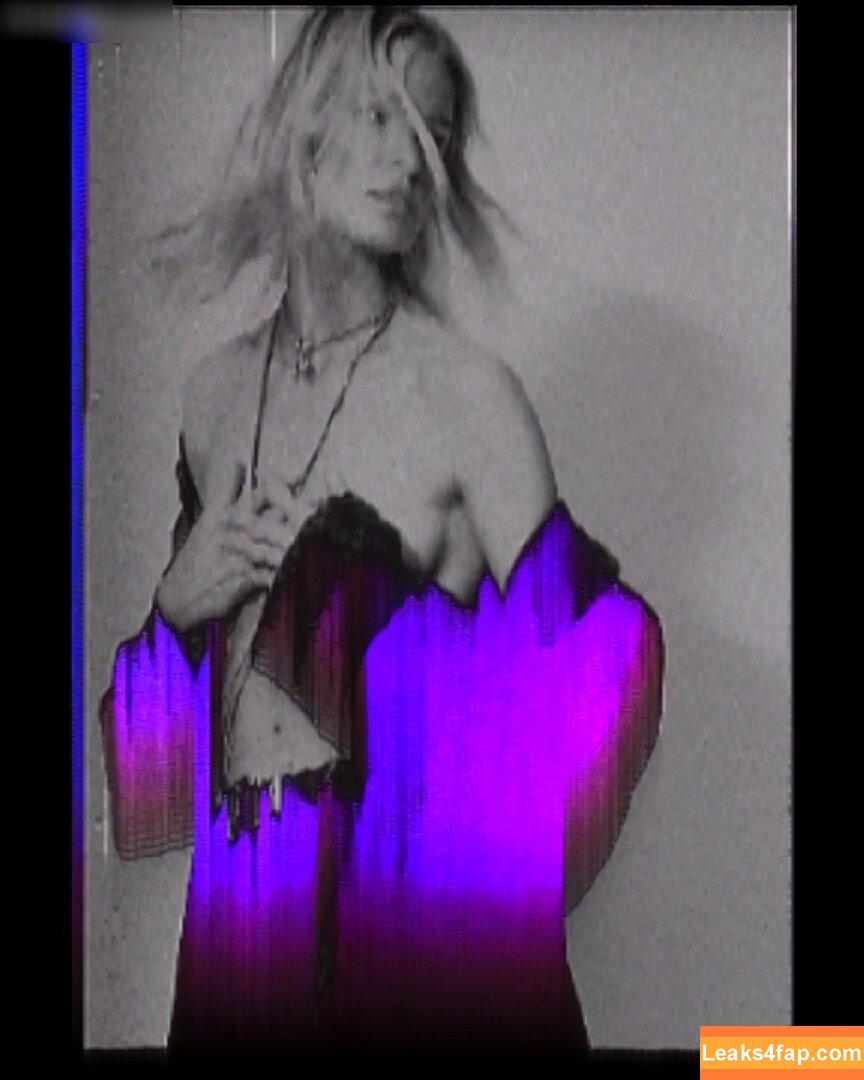 Caroline Winberg / carolinewinberg leaked photo photo #0120