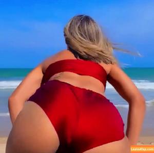 Caroline photo #0040