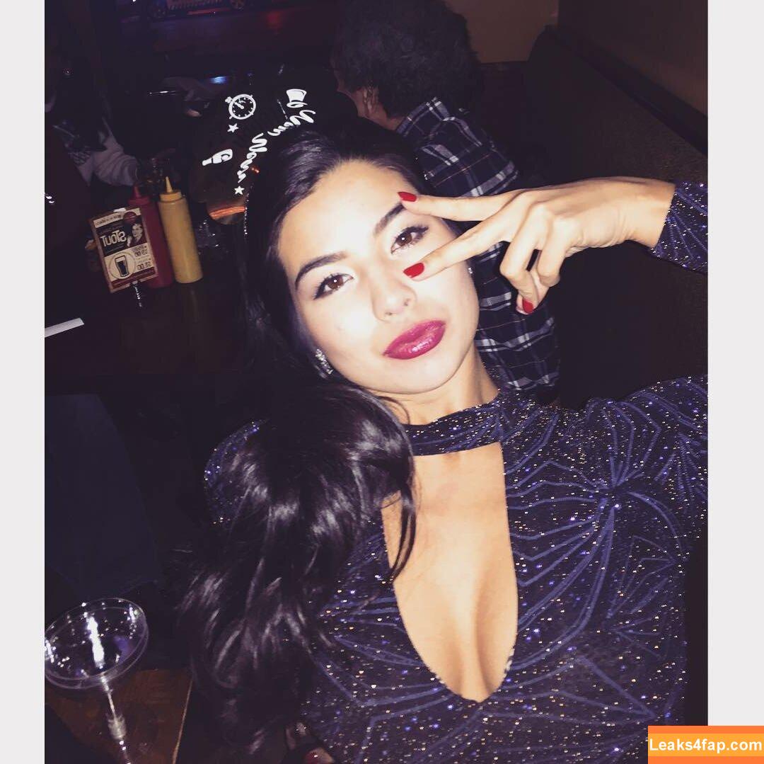 CarolineKwan / carolinekwann leaked photo photo #0001