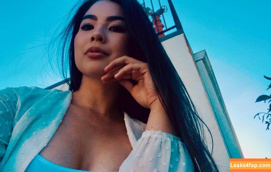 CarolineKwan / carolinekwann leaked photo photo #0011