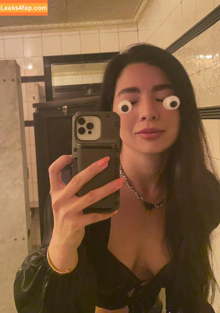 CarolineKwan / carolinekwann leaked photo photo #0064