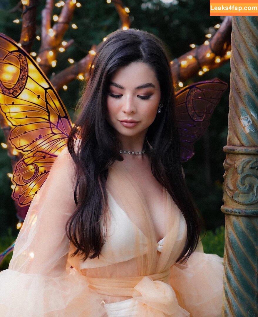 CarolineKwan / carolinekwann leaked photo photo #0072