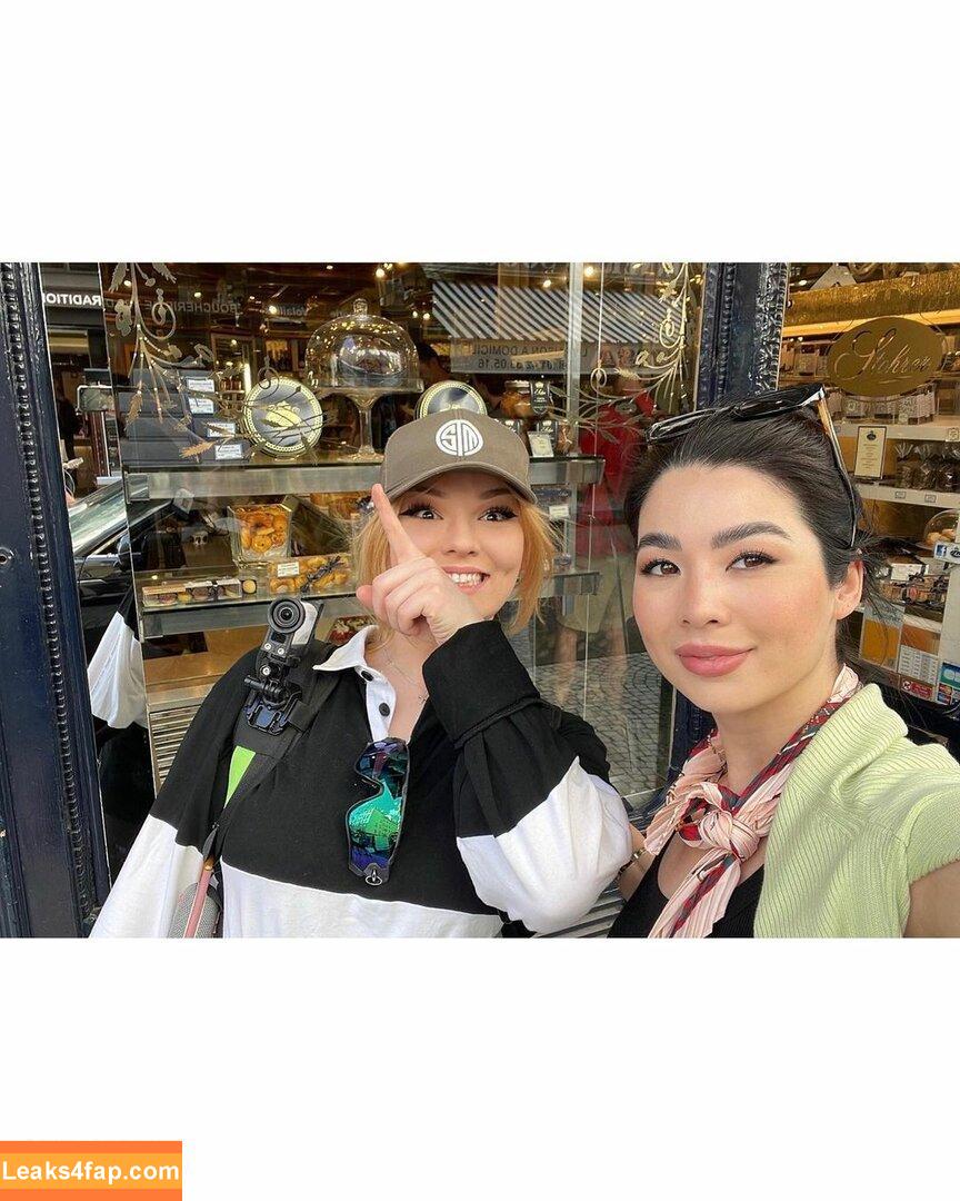 CarolineKwan / carolinekwann leaked photo photo #0103
