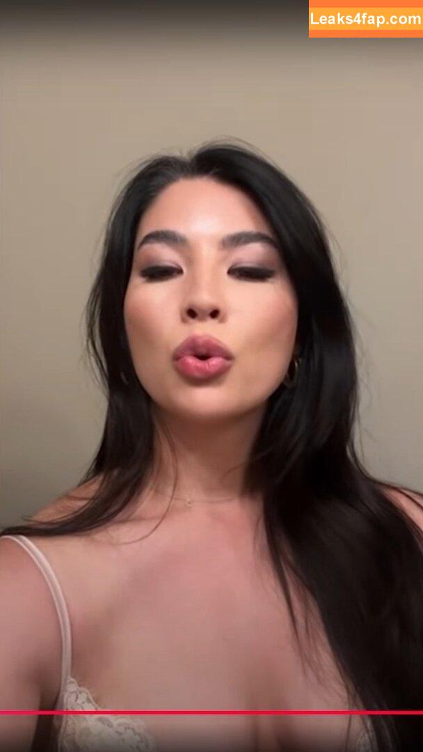 CarolineKwan / carolinekwann leaked photo photo #0583