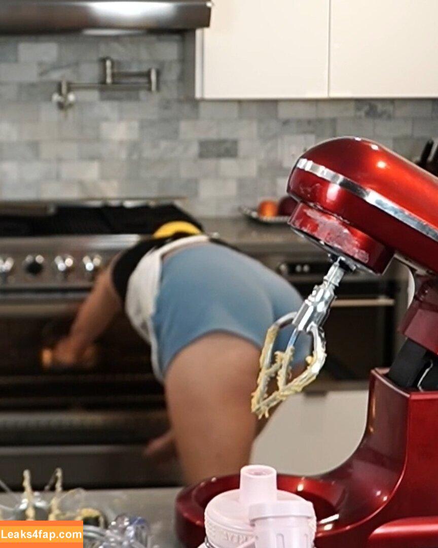 CarolineKwan / carolinekwann leaked photo photo #0658