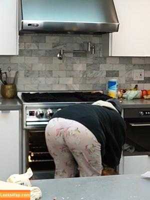 CarolineKwan photo #0606