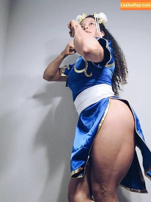 Carolyne Marquez photo #0026