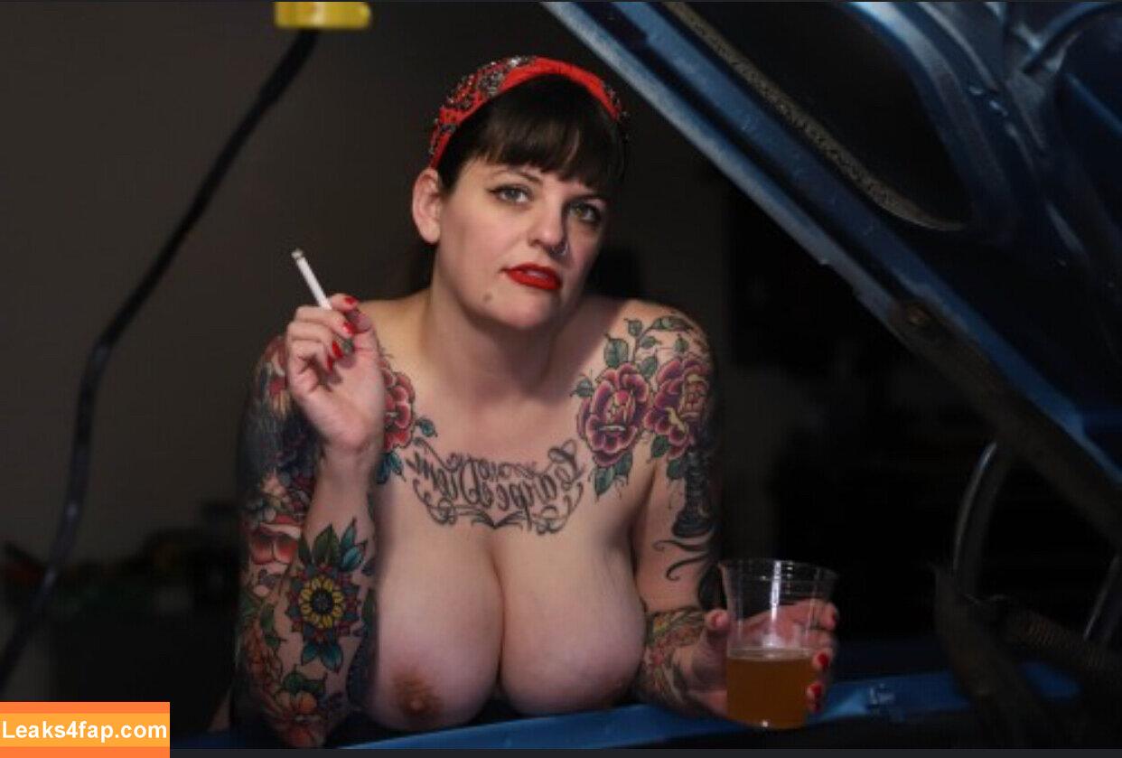 Carrie Capri / Capri.4.mekari / carriecapri leaked photo photo #0021