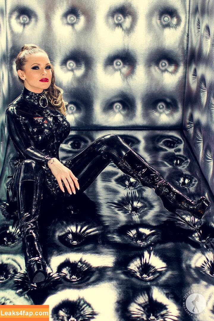 Carrie Lachance / carrielachance leaked photo photo #6543