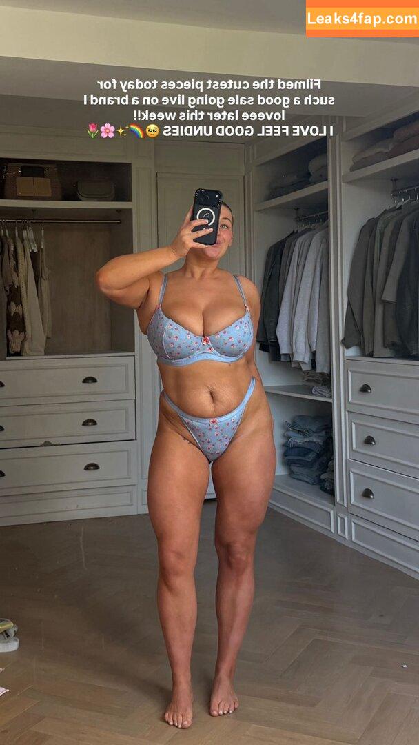 Carys Whittaker / busybeecarys / carys.whittaker / karlawhittake14 leaked photo photo #0146