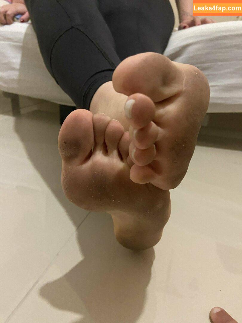 Casalpodors / CasalPodo_RS / Goddess Sabri / feet.goddesssabrirs_ leaked photo photo #0008