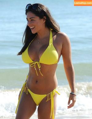 Casey Batchelor photo #0109