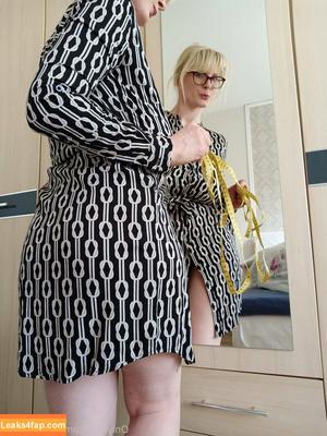 Casey Deluxe photo #0226