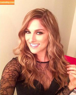 Cassadee Pope фото #0012