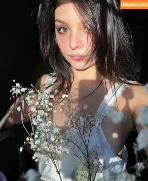 Cassady McClincy photo #0027