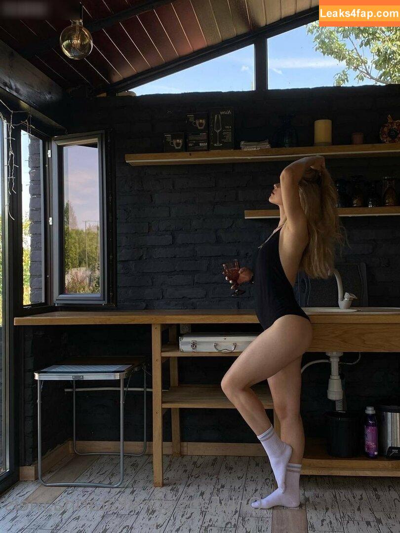 cassandra.delia aka katarina.meis /  leaked photo photo #0052
