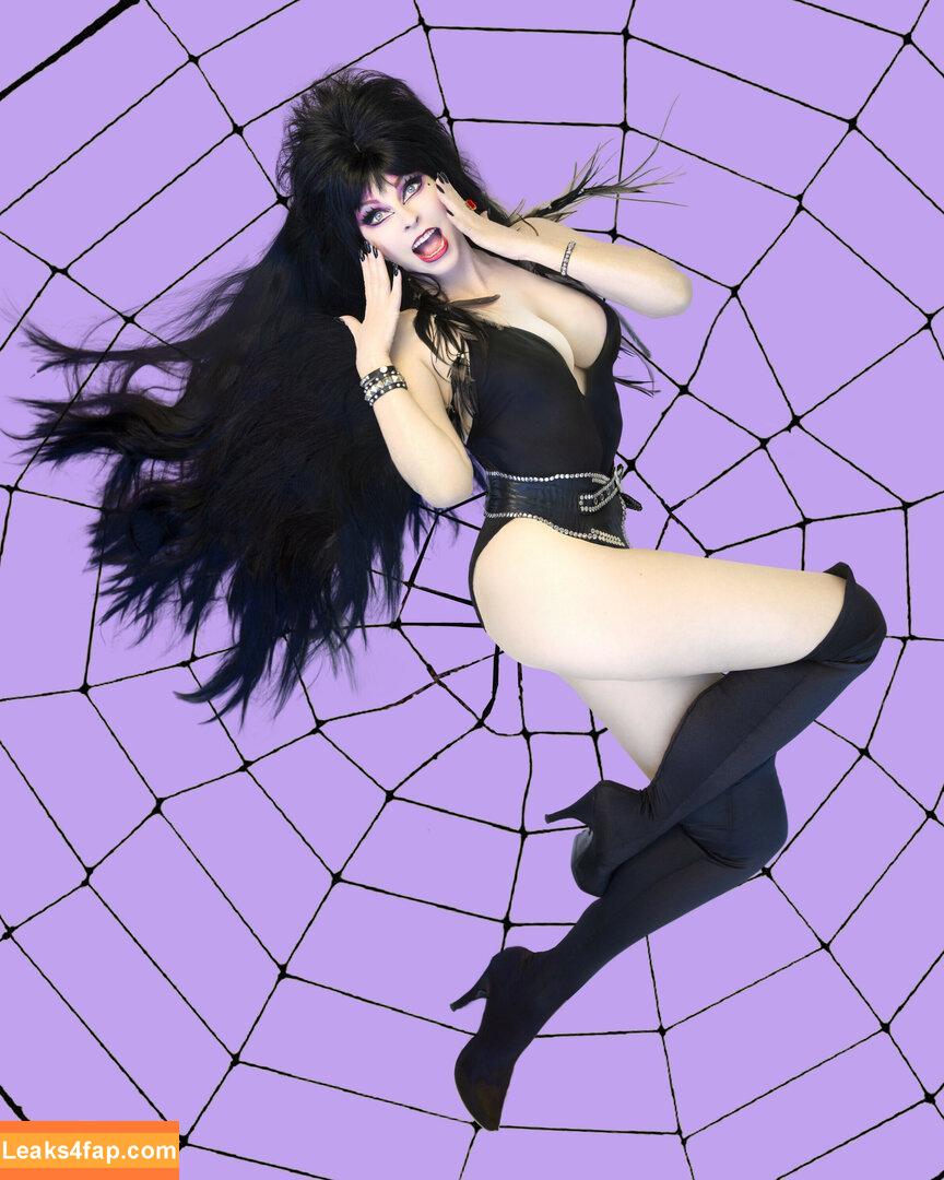 Cassandra Peterson / Elvira / therealelvira слитое фото фото #0040