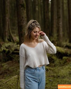 Cassidy Hornberger photo #0004