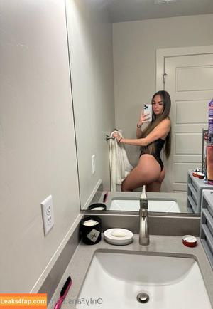 cassidyraw photo #0497